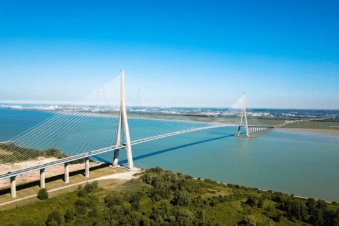 Baptême en hélicoptère - Le Pont de Normandie