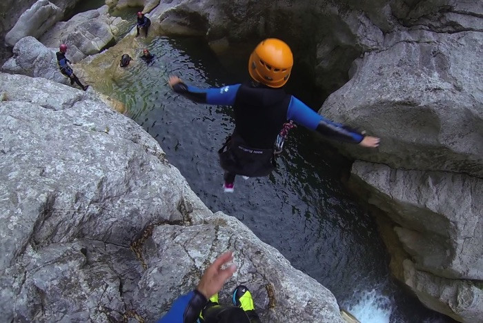 Session de canyoning proche de Perpignan