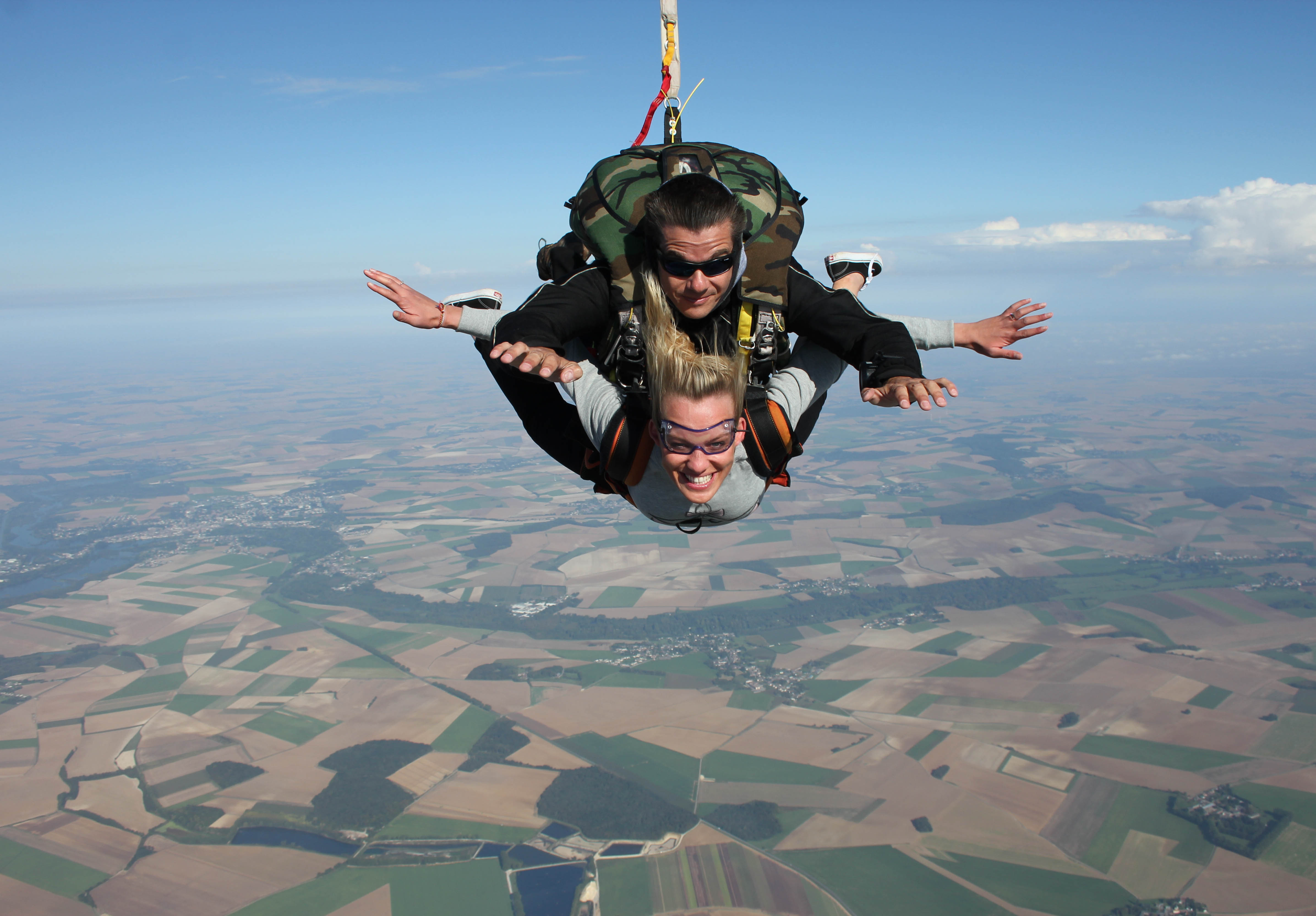 Saut en parachute tandem Amiens - Proche Paris