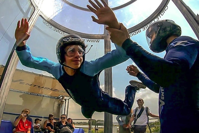 Simulateur chute libre en soufflerie à Dieppe