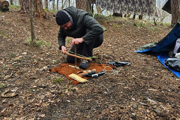 Stage de Survie - Bushcraft près de Clermont-Ferrand - Murol