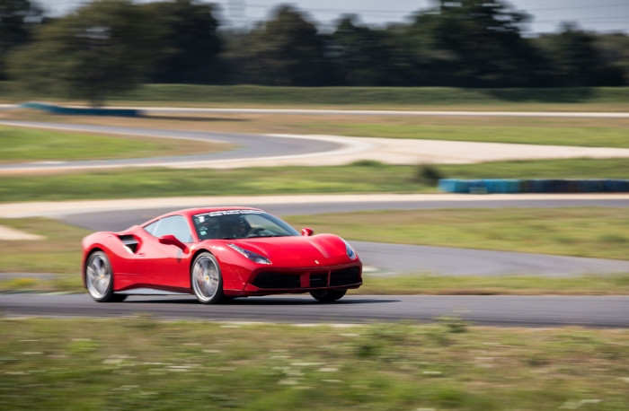 Stage Pilotage Ferrari 488 GTB - Issoire