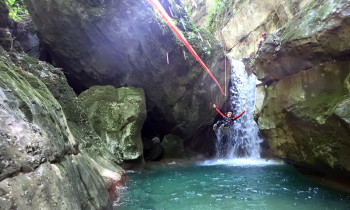 Canyoning Aventure niveau "Moyen" - Grenoble