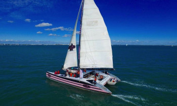 Croisière d'une journée en Catamaran vers Île de Houat - Morbihan
