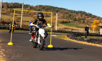 Stage d'initiation au pilotage Moto Enfant - proche du Puy en Velay