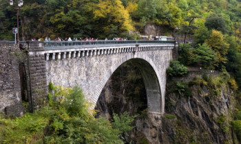 Saut à l'élastique - Pont Napoléon - proche Tarbes