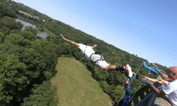 Saut à l'élastique près de Châteauroux - Viaduc de L'Auzon - Cluis