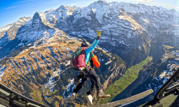 Saut en Parachute Tandem depuis un Hélicoptère - Lauterbrunnen - Suisse