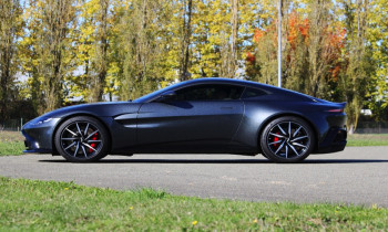 8 tours en Aston-Martin Vantage Circuit de Haute-Saintonge (17)