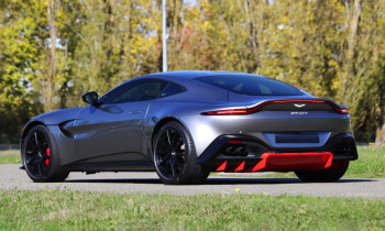 8 tours en Aston-Martin Vantage 8 Circuit Pont l’Évêque
