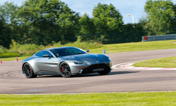 Stage pilotage Aston Martin V8 - Ladoux