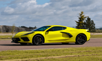 4 tours en Corvette C8 Stingray - Trappes