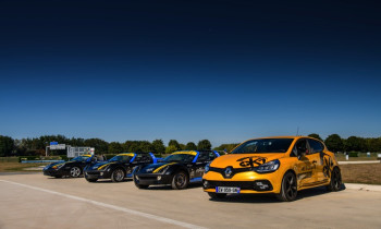 Stage de Pilotage Enfant multivolant dès 10 ans - Lédenon (30) - Clio RS + Porsche - (2x2 tours)