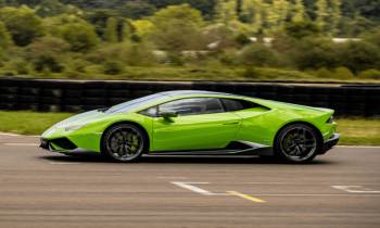 5 tours en Lamborghini Huracan - Circuit de Ladoux (63)