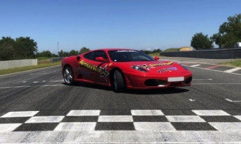 2 tours de Pilotage enfant en Ferrari F430 - Volant Fun - Dreux - Paris (28)