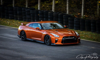 6 tours en Nissan GTR - Circuit de Haute-Saintonge (17)
