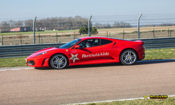 Stage de Pilotage enfant en Ferrari F430 dès 13 ans - Montpellier