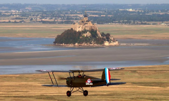 Baptême en avion léger Stampe autour de Saint-Malo