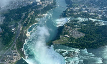 Vol en Hélicoptère - Chutes du Niagara & Vignobles de la région - Ontario