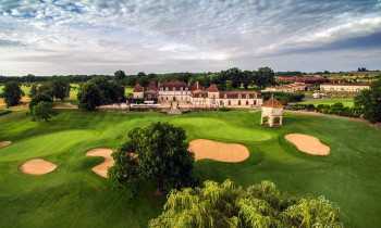 Séjour au Château des Vigiers : Golf, Spa, Dîner et Nuitée - 2p