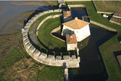 Vol en hélicoptère survol de Fort Boyard - Oléron