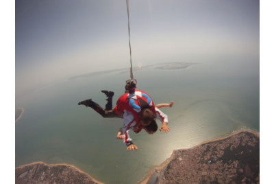 Saut en parachute proche Nantes - Vendée