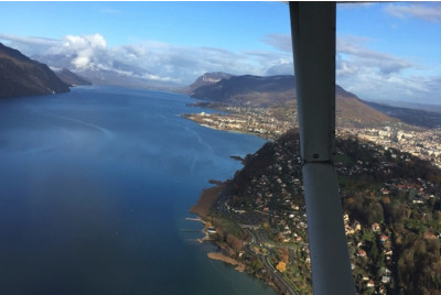 Vol d'initiation au pilotage d'ULM Multiaxes - avion léger - Grenoble