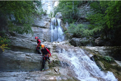 Canyoning Sport niveau "Difficile" - Grenoble