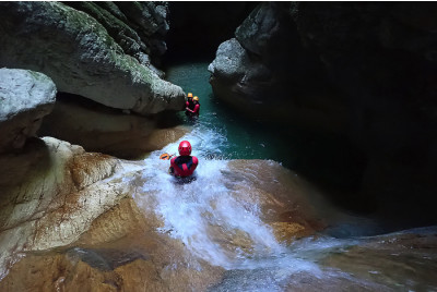 Canyoning Sport niveau "Difficile" - Grenoble