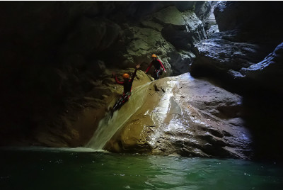 Canyoning Sport niveau "Difficile" - Grenoble