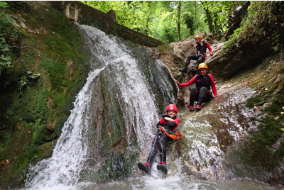 Canyoning Aventure niveau "Moyen" - Grenoble