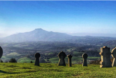 Road-Trip en Van Combi - Tour Sur Mesure au Pays Basque 