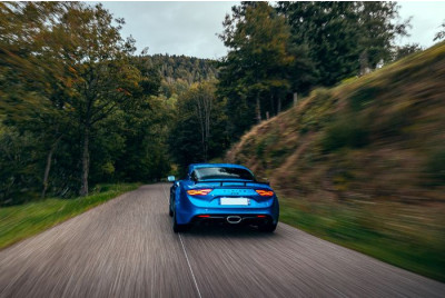 Conduite en Alpine A110S sur route - Colmar