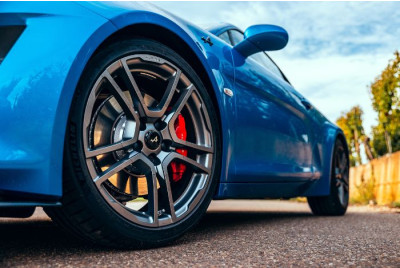 Conduite en Alpine A110S sur route - Colmar
