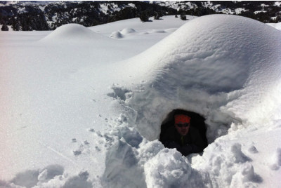 Stage 24h Raquettes + Construction et Nuit en Igloo - Pyrénées Orientales
