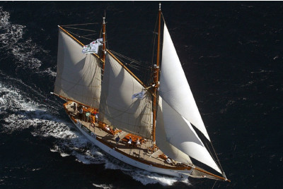 Journée Privée à bord d'un Voilier de Luxe - Les Voiles d'Antibes