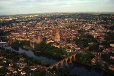 Baptême en montgolfière autour de la cité classée d'Albi