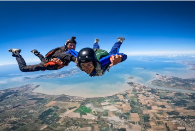 Saut Initiation en Parachute - Rochefort
