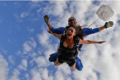 Saut en Parachute Tandem en Normandie proche Paris