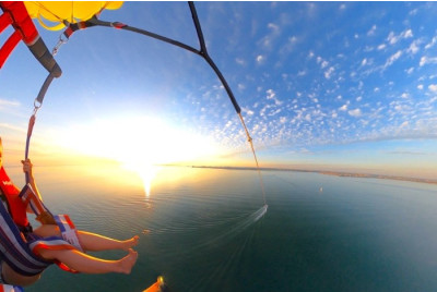 Parachute ascensionnel en mer à La Rochelle