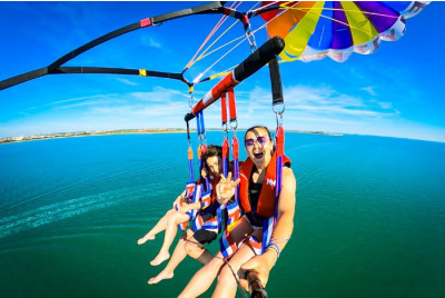 Parachute ascensionnel en mer à La Rochelle