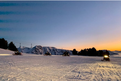 Randonnée en Motoneige à Chamrousse proche Grenoble
