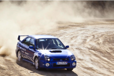 Stage de pilotage maxi glisse Subaru - proche Poitiers