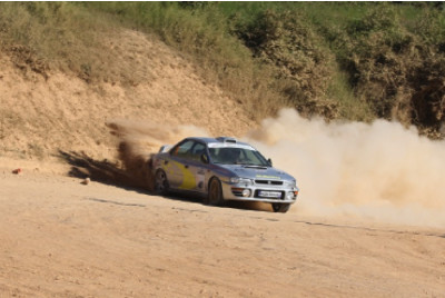 Stage de pilotage maxi glisse Subaru - proche Poitiers