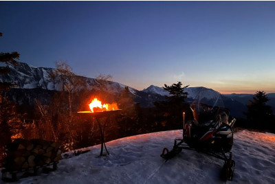 Randonnée nocturne en Motoneige d'1h à Chamrousse