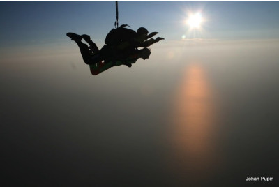 Saut en Parachute au large du Mont-Saint-Michel