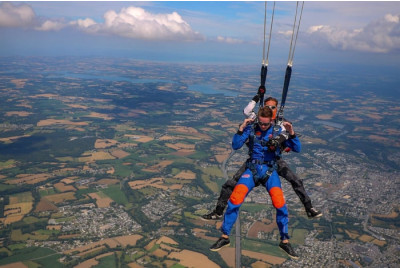 Saut en Parachute Tandem - Bretagne