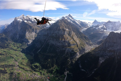 Saut en Parachute Tandem Eiger - Grindewald - Suisse
