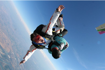 Saut en parachute tandem - Nîmes
