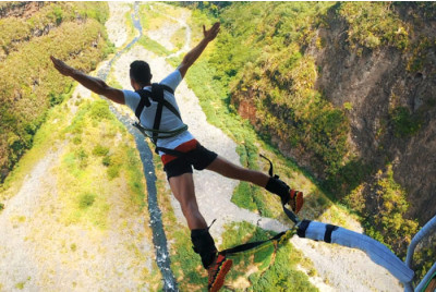 Saut à l'Élastique pendulaire de 115 mètres - La Réunion